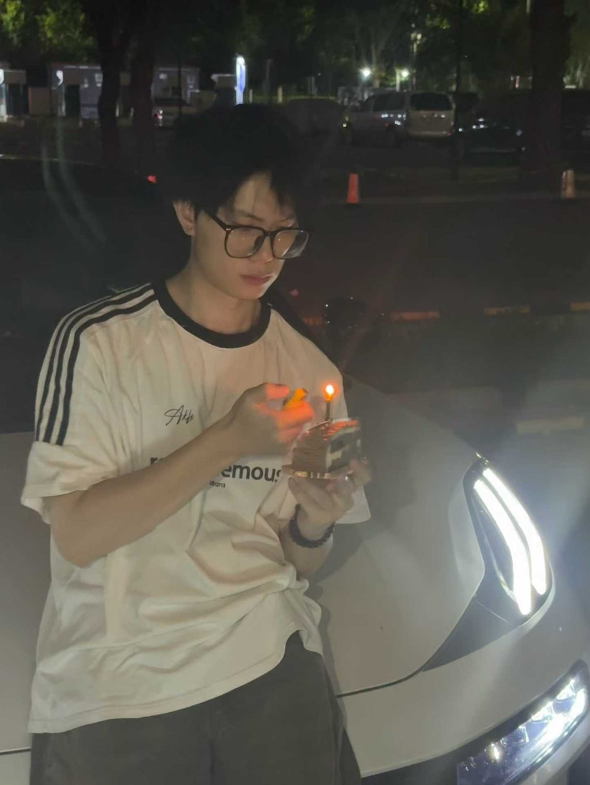 贾玮寒个人形象照